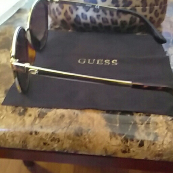 Guess sunglasses GU 7491 - Picture 2 of 3